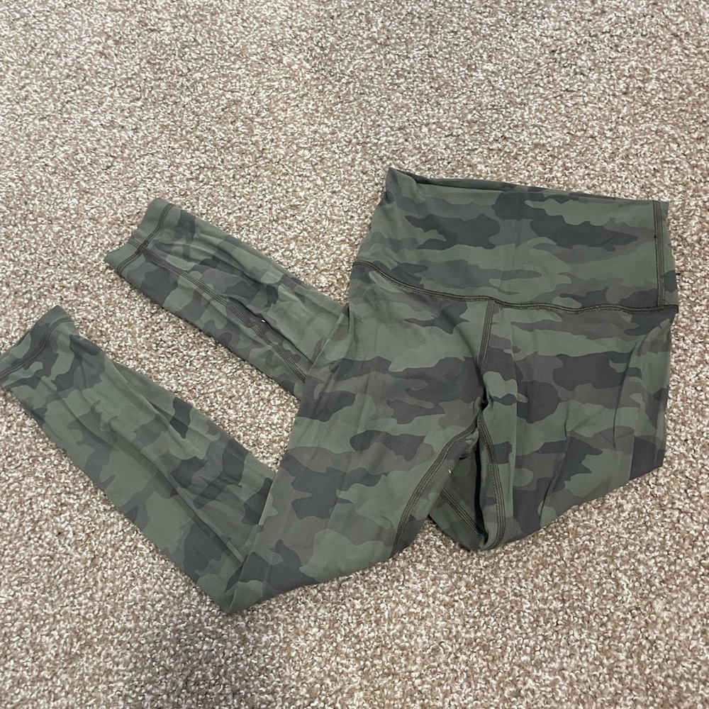 Lululemon Align leggings 28” size 4